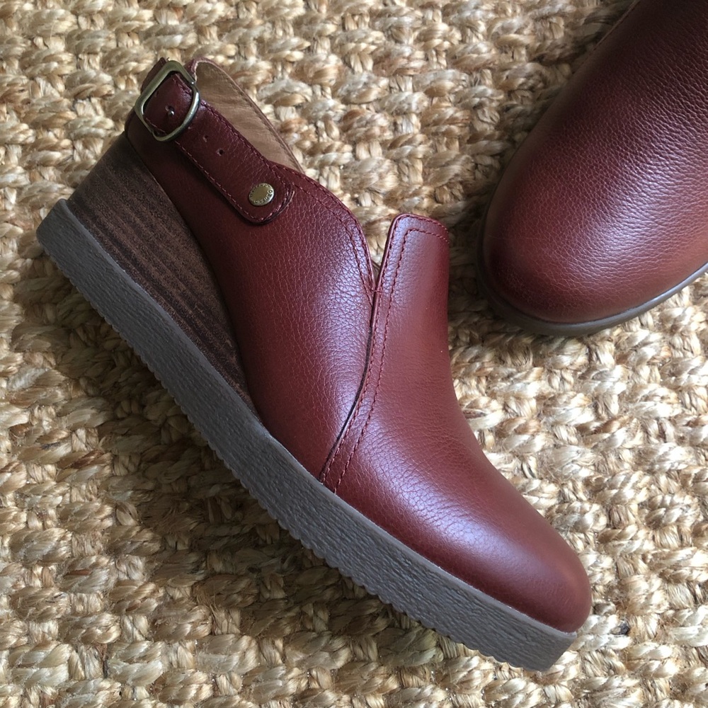 New: Dansko Sheridan Waterproof Adjustable Wedge. Size 39 - Picture 4 of 11